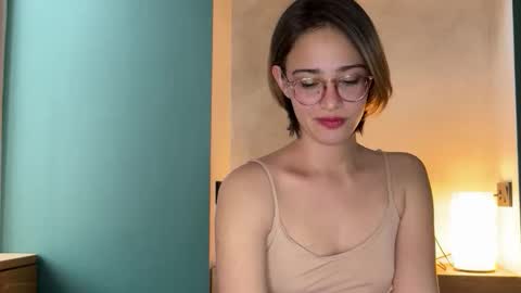 hannahinto online show from 03/19/26, 12:20