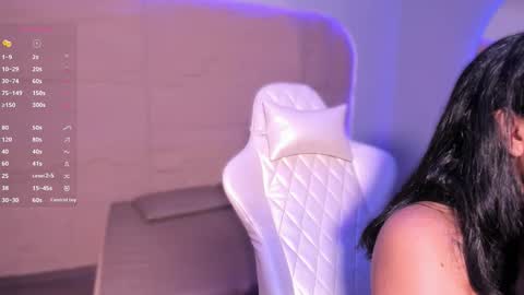 hannahmonttgomery  Help me reach 100 Hands up online show from 02/03/26, 04:23