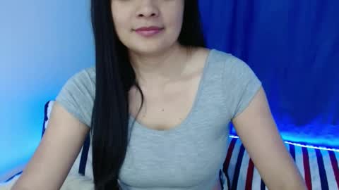 Snapshot of hannahmotou chatting on 10/10/25, 12:20 Sandra online show from 10/10/25, 12:20