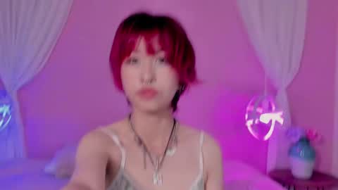 Hannah online show from 03/07/25, 12:01