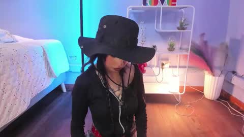 Hannah online show from 02/11/26, 12:32