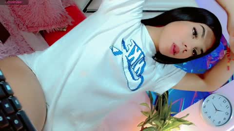 Snapshot of hannahsmit_ chatting on 01/25/25, 10:07 hannahsmit_ online show from 01/25/25, 10:07