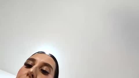 Hannajohnsonn online show from 10/10/25, 09:25