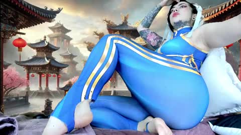 Snapshot of hannalicious4u chatting on 03/10/25, 04:38 FOLLOW ME INTA MOONXMAFE online show from 03/10/25, 04:38