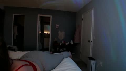 Snapshot of hannalovesbananas6969 chatting on 01/26/25, 06:49 Hanna Bananas online show from 01/26/25, 06:49