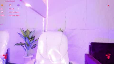 Snapshot of hannapaola chatting on 11/15/25, 10:37 HannaPaola online show from 11/15/25, 10:37