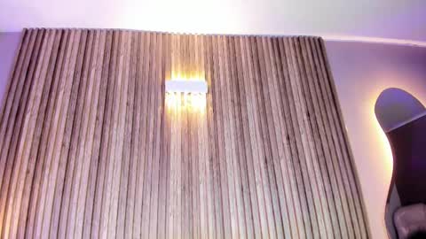 Snapshot of hannapaola chatting on 12/15/25, 10:36 HannaPaola online show from 12/15/25, 10:36