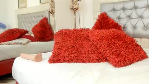 Hanna online show from 10/30/25, 01:45