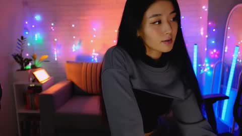 hannarosie online show from 11/30/25, 06:12