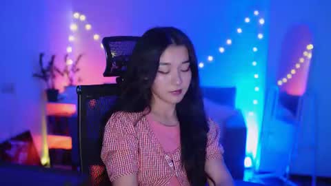 Snapshot of hannarosie chatting on 07/14/26, 04:56 hannarosie online show from 07/14/26, 04:56