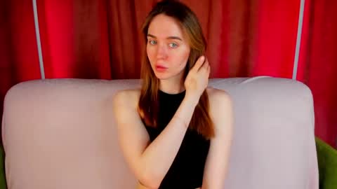 Snapshot of hannavanilla chatting on 03/18/26, 08:17 Hannavanilla online show from 03/18/26, 08:17