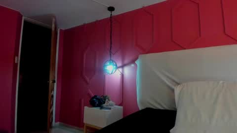 Snapshot of hanny_bliss chatting on 05/15/26, 11:39 Hanny online show from 05/15/26, 11:39