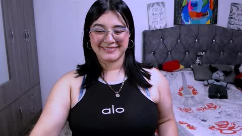 Snapshot of hanny_parkerr chatting on 09/24/25, 05:22 Hanny Parkerr online show from 09/24/25, 05:22