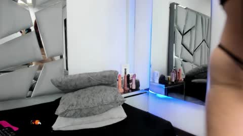 hanny_watson online show from 09/11/25, 02:50