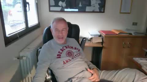 hanscooper online show from 10/05/25, 03:54