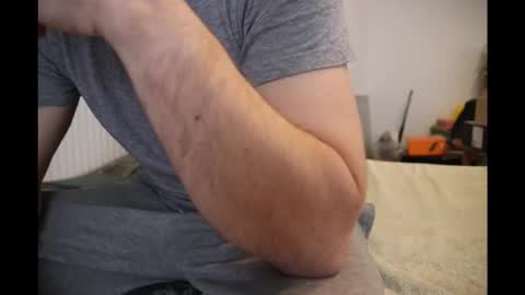 Snapshot of hanspeter26 chatting on 12/03/25, 08:45 hanspeter26 online show from 12/03/25, 08:45