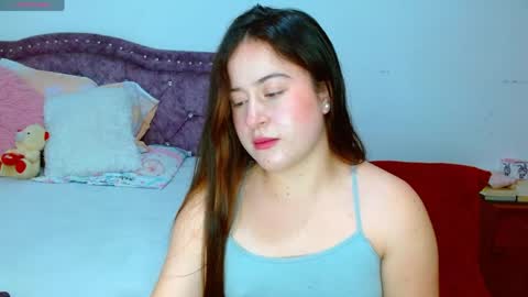 Snapshot of hanssel_tess chatting on 04/24/26, 01:08 isabella online show from 04/24/26, 01:08