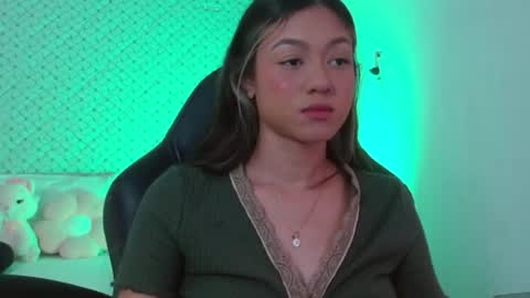 Snapshot of hantonella chatting on 05/19/26, 03:07 Anto online show from 05/19/26, 03:07