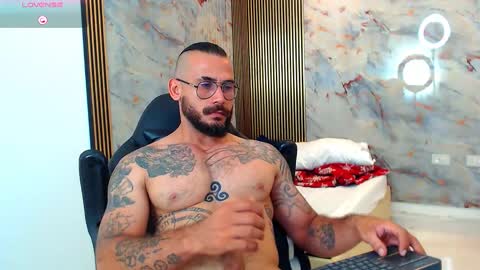 Snapshot of hanz_col chatting on 03/04/25, 04:20 hanz_col online show from 03/04/25, 04:20