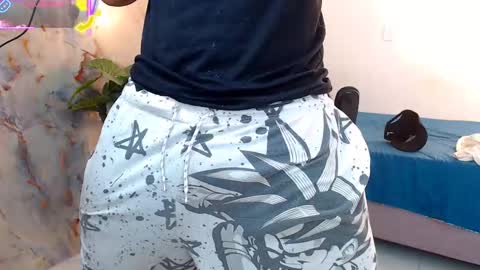 Snapshot of hanz_col chatting on 09/15/25, 08:53 hanz_col online show from 09/15/25, 08:53