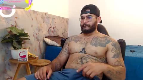 Snapshot of hanz_col chatting on 09/22/25, 12:07 hanz_col online show from 09/22/25, 12:07