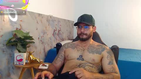 Snapshot of hanz_col chatting on 09/26/25, 11:14 hanz_col online show from 09/26/25, 11:14