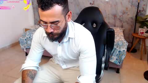 hanz_col online show from 12/01/25, 06:13