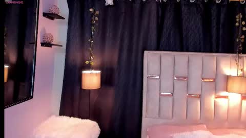 Hanzking01 online show from 11/25/25, 05:07