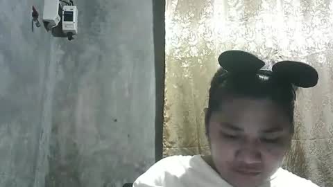 happy00725310 online show from 11/28/25, 12:08