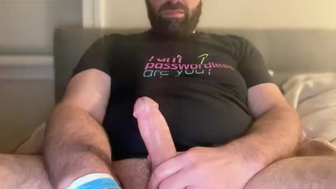 Snapshot of happy_cabbage chatting on 12/20/25, 04:30 happy_cabbage online show from 12/20/25, 04:30