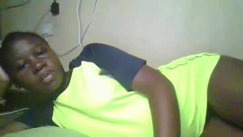 Snapshot of happy_dimple chatting on 10/30/25, 11:44 happy_dimple online show from 10/30/25, 11:44