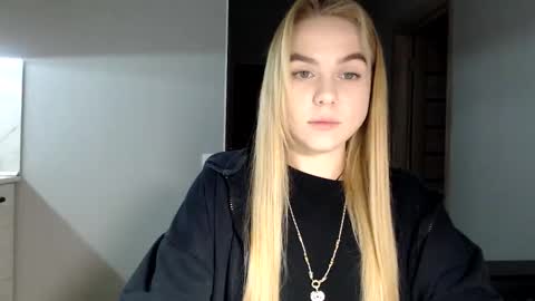 Snapshot of happy_fox_ chatting on 12/05/24, 11:07 happy_fox_ online show from 12/05/24, 11:07