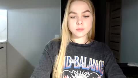 Snapshot of happy_fox_ chatting on 12/09/24, 11:03 happy_fox_ online show from 12/09/24, 11:03