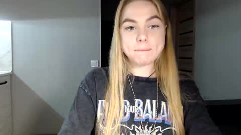 Snapshot of happy_fox_ chatting on 01/27/25, 08:07 happy_fox_ online show from 01/27/25, 08:07