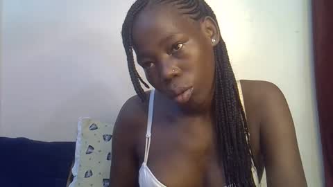 Snapshot of happy_kienyeji chatting on 11/11/25, 05:02 happy_kienyeji online show from 11/11/25, 05:02