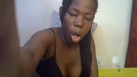 Snapshot of happy_kienyeji chatting on 11/23/25, 09:14 happy_kienyeji online show from 11/23/25, 09:14