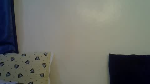 Snapshot of happy_kienyeji chatting on 11/30/25, 04:00 happy_kienyeji online show from 11/30/25, 04:00