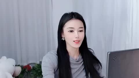 Snapshot of happyflower802318 chatting on 03/09/26, 04:27 Daisy online show from 03/09/26, 04:27