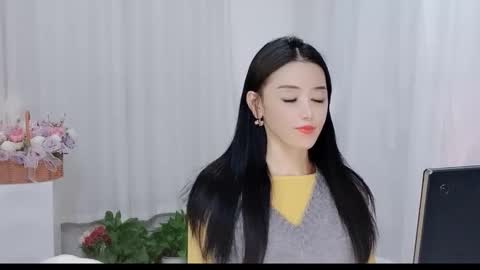 Snapshot of happyflower802318 chatting on 03/13/26, 02:45 Daisy online show from 03/13/26, 02:45