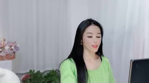 Snapshot of happyflower802318 chatting on 03/16/26, 12:09 Daisy online show from 03/16/26, 12:09