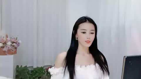 Snapshot of happyflower802318 chatting on 03/18/26, 03:37 Daisy online show from 03/18/26, 03:37