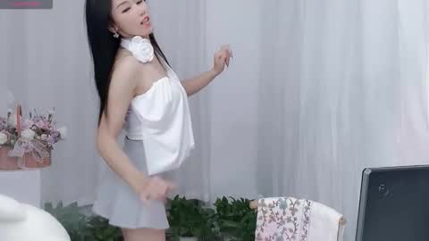 Snapshot of happyflower802318 chatting on 03/20/26, 03:44 Daisy online show from 03/20/26, 03:44