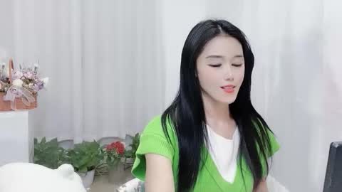 Snapshot of happyflower802318 chatting on 03/20/26, 03:50 Daisy online show from 03/20/26, 03:50