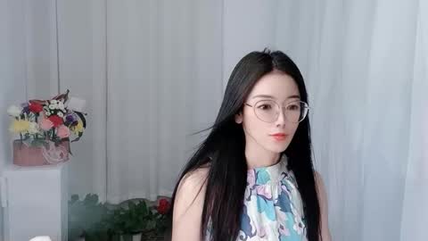 Snapshot of happyflower802318 chatting on 03/27/26, 04:07 Daisy online show from 03/27/26, 04:07