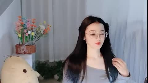 Snapshot of happyflower802318 chatting on 04/09/26, 03:06 Daisy online show from 04/09/26, 03:06