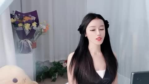 Snapshot of happyflower802318 chatting on 04/14/26, 03:12 Daisy online show from 04/14/26, 03:12