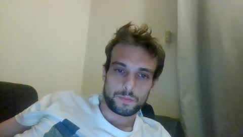 Snapshot of happyfunnyboy79 chatting on 07/03/26, 09:21 happyfunnyboy79 online show from 07/03/26, 09:21