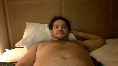 Snapshot of happyguy091981 chatting on 07/26/26, 10:44 happyguy091981 online show from 07/26/26, 10:44