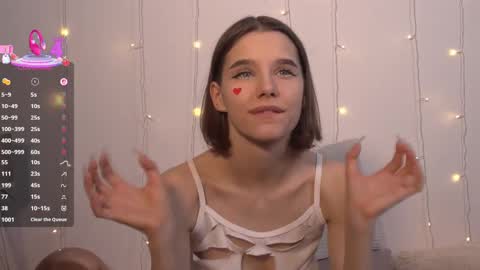 Evy  online show from 03/04/25, 07:30