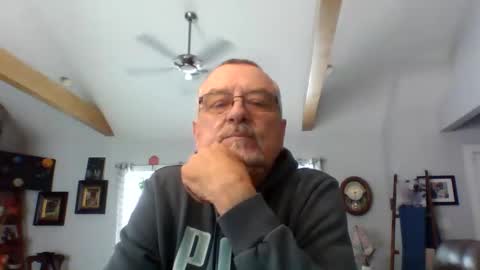 Snapshot of happynudist7373 chatting on 02/23/26, 07:33 happynudist7373 online show from 02/23/26, 07:33